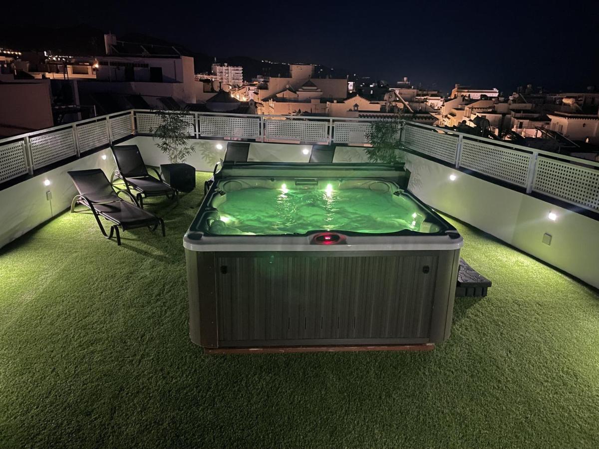 Terraza Mar Y Montana Apartment Nerja Bagian luar foto