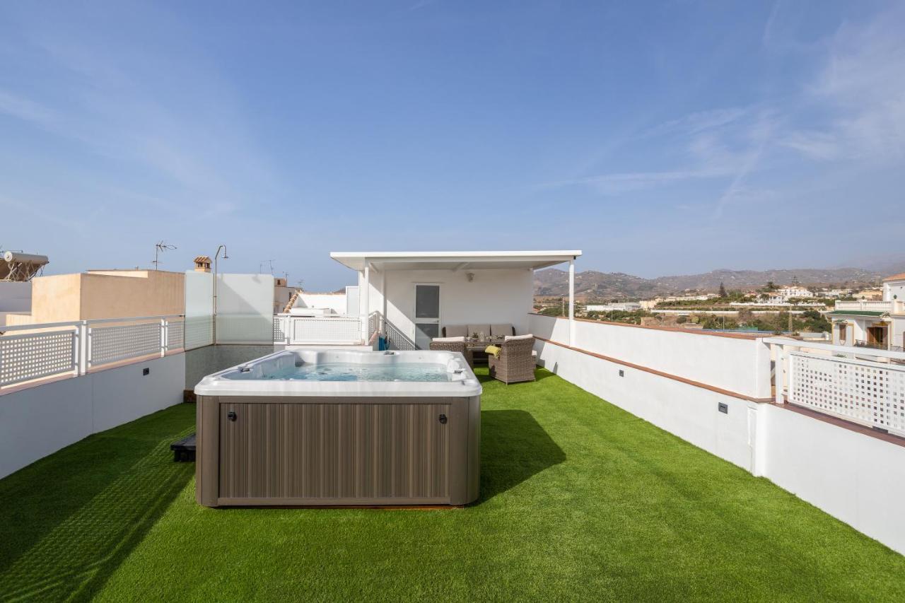 Terraza Mar Y Montana Apartment Nerja Bagian luar foto