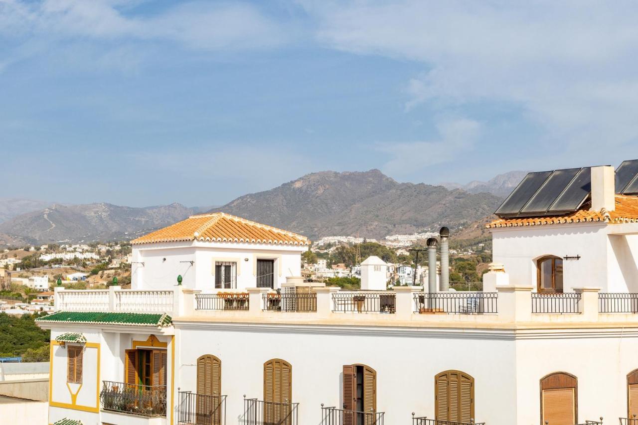 Terraza Mar Y Montana Apartment Nerja Bagian luar foto
