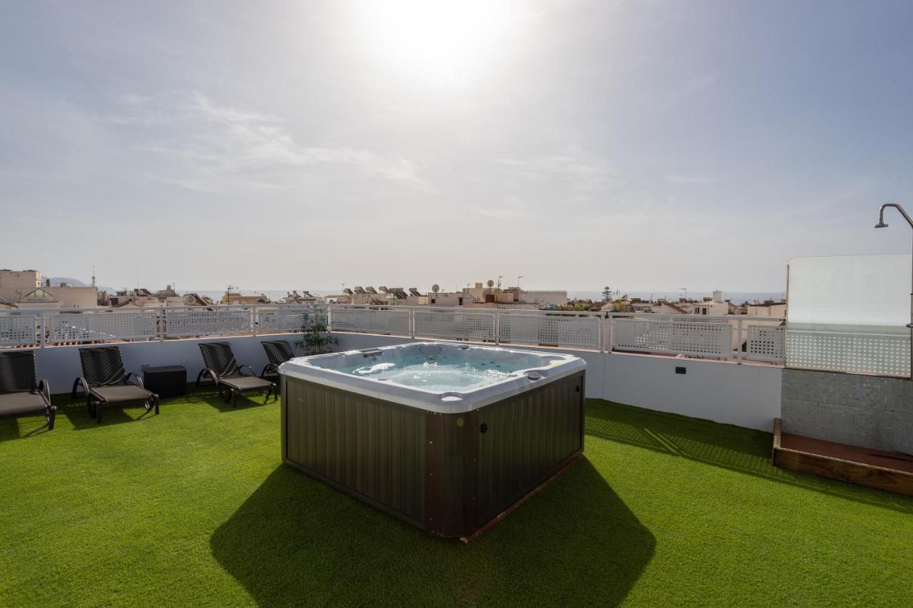 Terraza Mar Y Montana Apartment Nerja Bagian luar foto