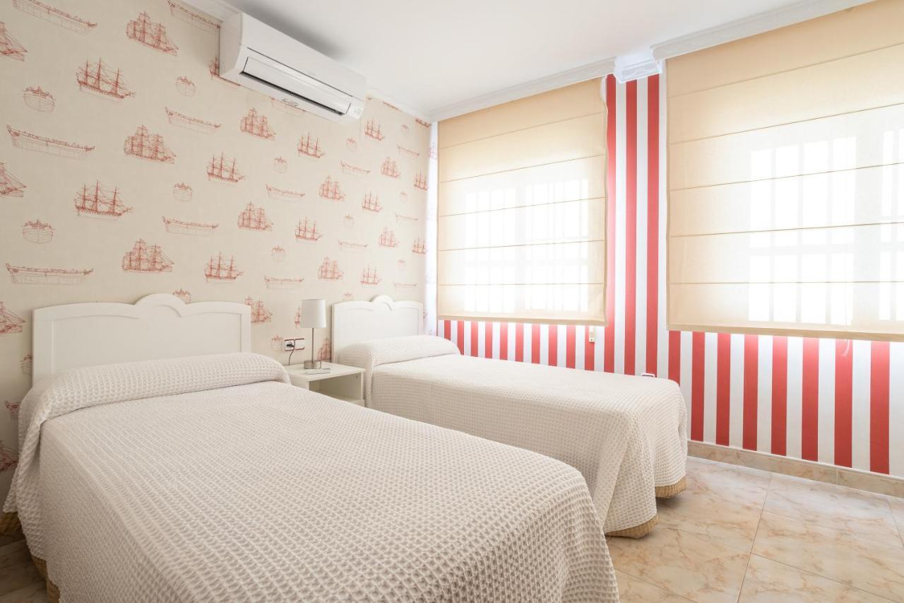 Terraza Mar Y Montana Apartment Nerja Bagian luar foto